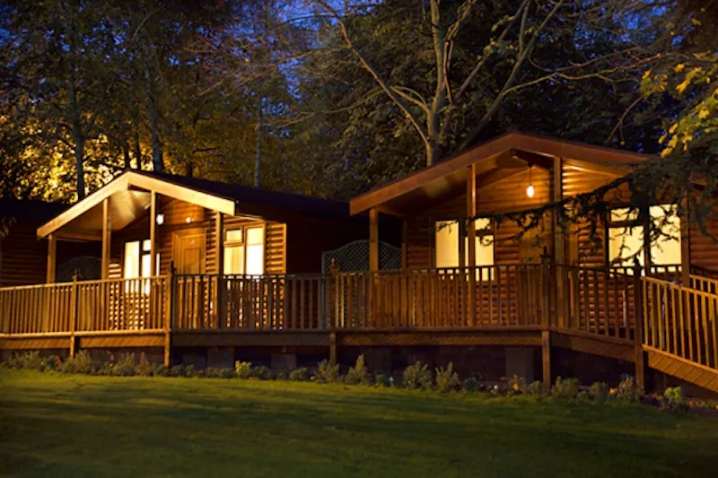 Summer house at Homely country hotel in Suffolk, M269 (photo 13)