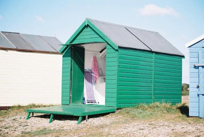 Summer house at Film location C787 in Hampshire (photo 1)
