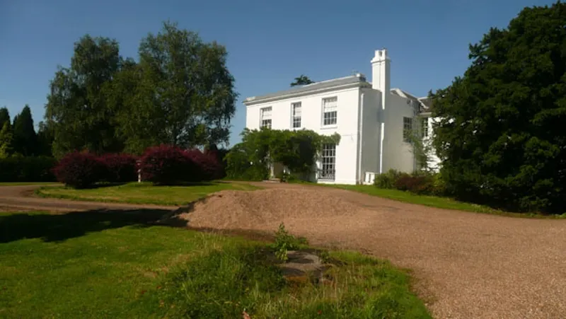 Countryside at Ashington country house, A1206 (photo 1)