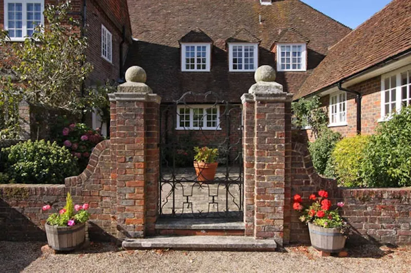 Cranleigh working farm, L612 (photo 12)