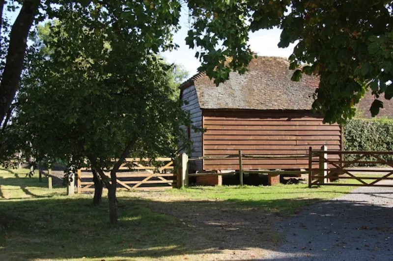 Cranleigh working farm, L612 (photo 15)