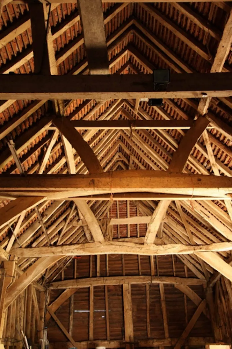 Beams at Cranleigh working farm, L612 (photo 14)