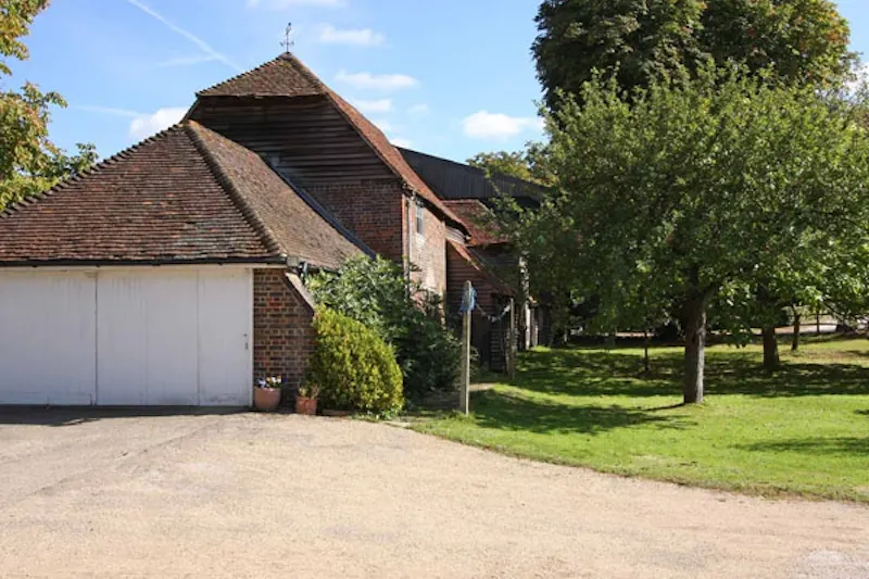 Garage at Cranleigh working farm, L612 (photo 24)