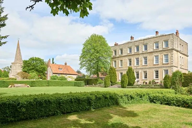 Classic Georgian country house, A1209 (photo 28)