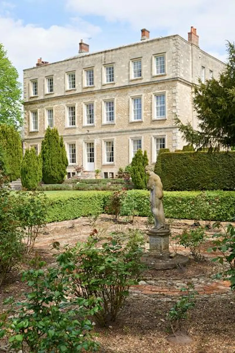 Classic Georgian country house, A1209 (photo 30)