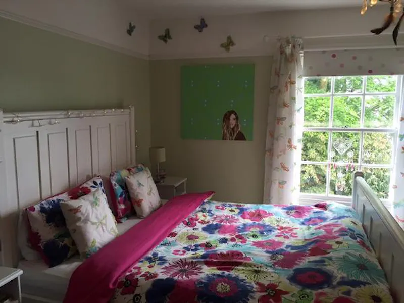Classic home in Oakington, A1102 (photo 16)