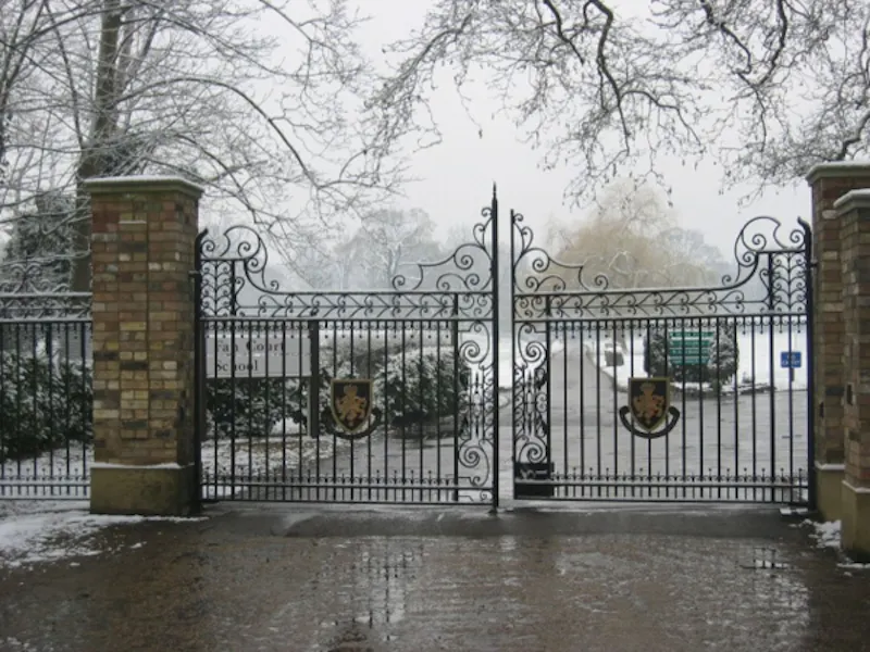 Gate at Film location J54 in Surrey (photo 2)