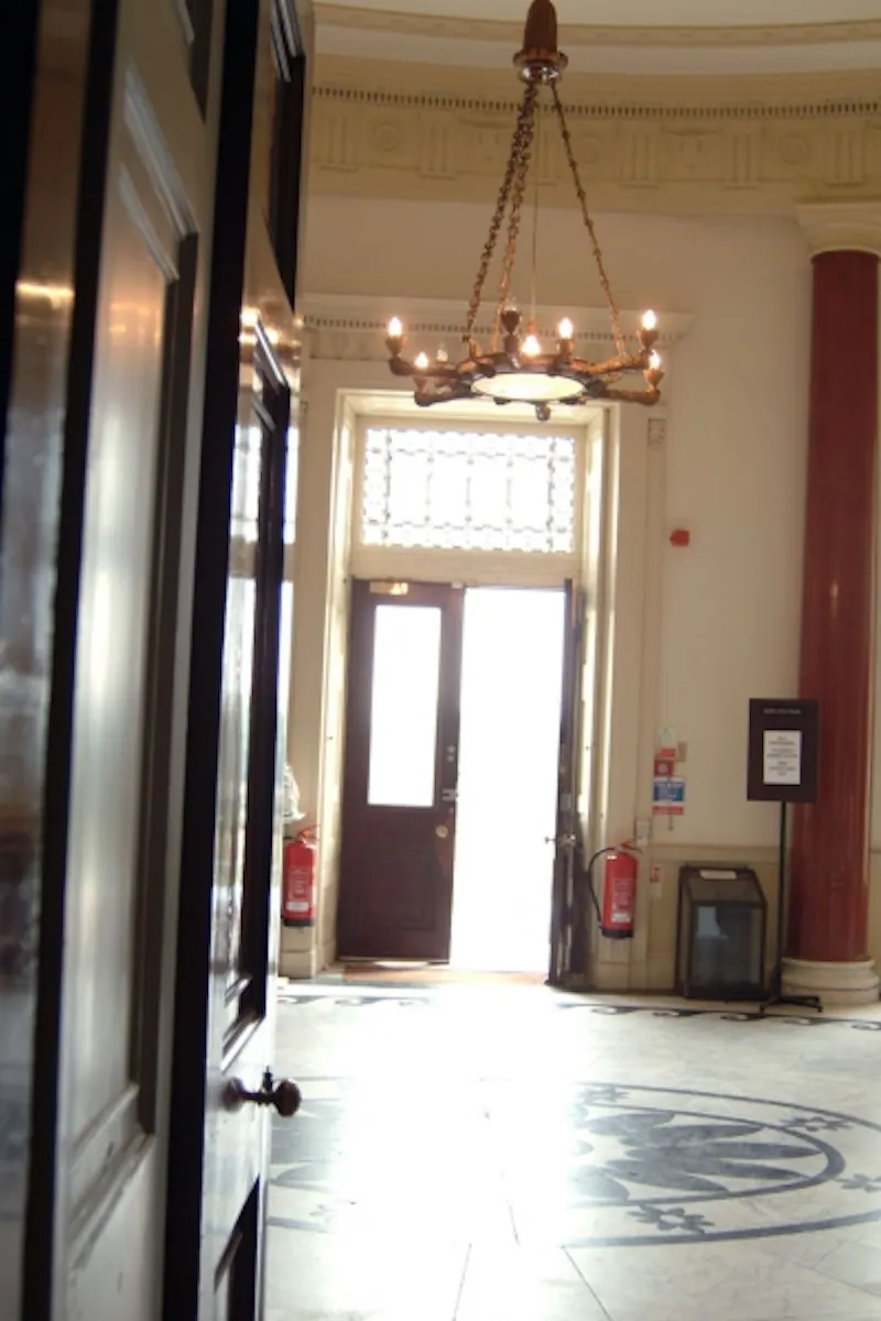 Film location J54 in Surrey (photo 6)