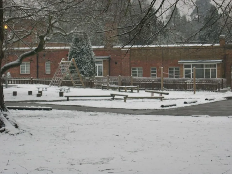 Film location J54 in Surrey (photo 31)