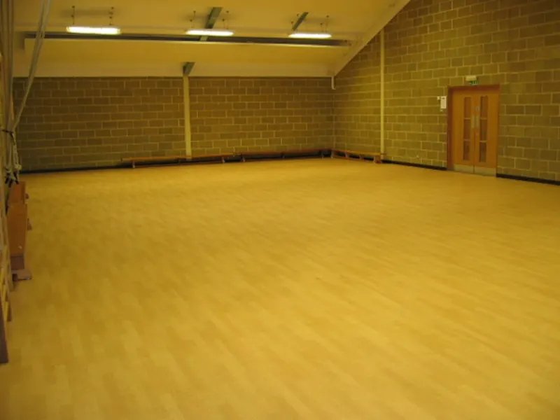 Floor - wooden at Film location J54 in Surrey (photo 40)