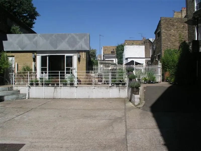 Parsons Green furniture showroom, N178 (photo 23)
