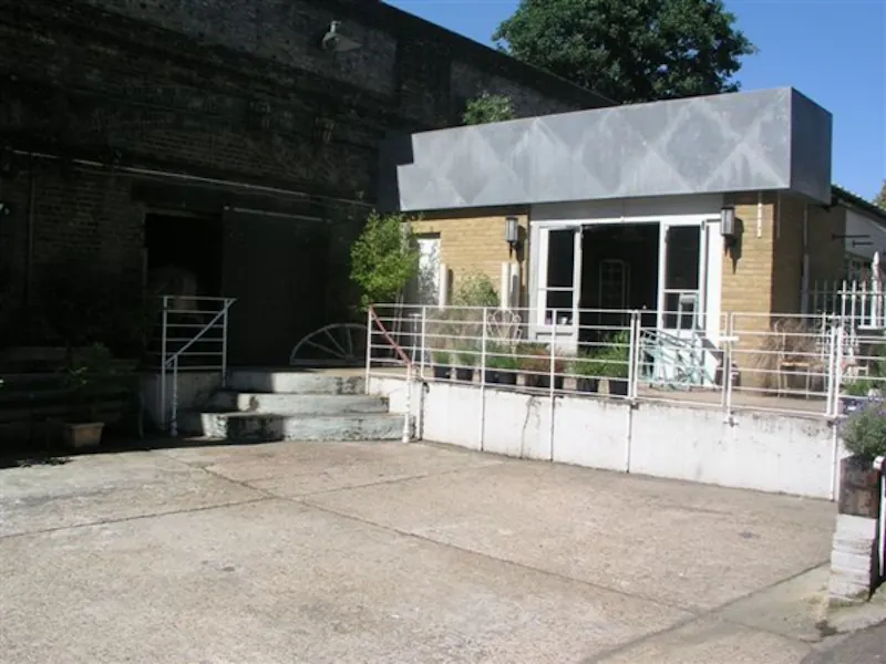 Parsons Green furniture showroom, N178 (photo 24)