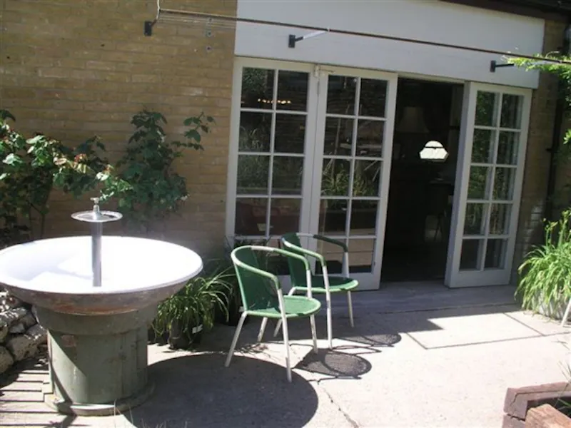 Parsons Green furniture showroom, N178 (photo 22)