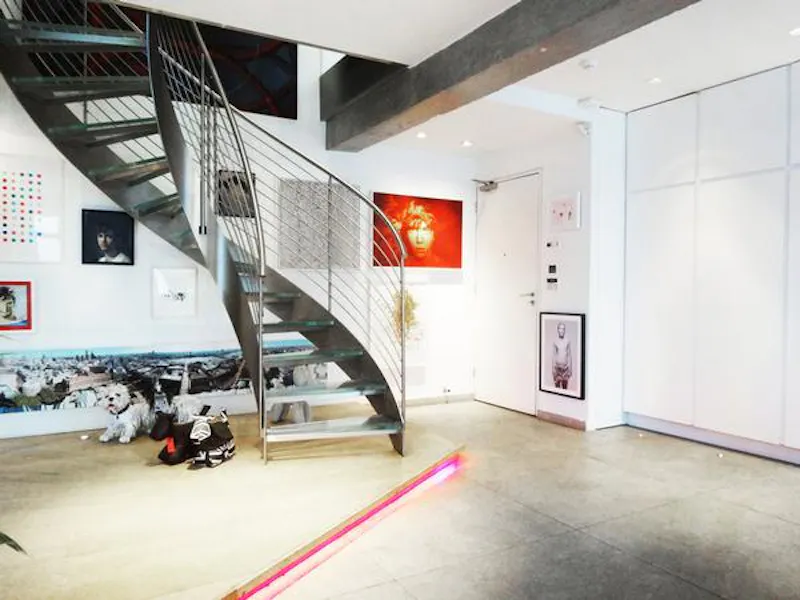 Entrance hall at Funky Dean Street penthouse, F968 (photo 10)