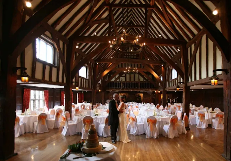 Beams at Hotel and venue near Windsor, R730 (photo 6)