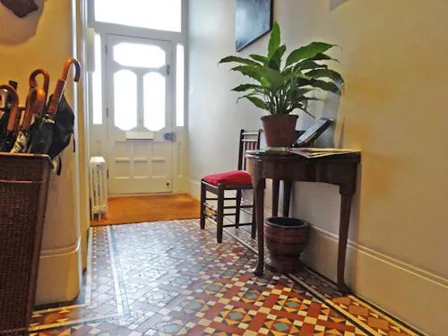 Stylish Kensal Green house, E324