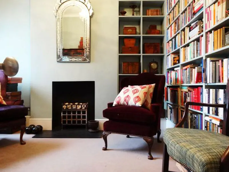 Library at Stylish Kensal Green house, E324 (photo 24)