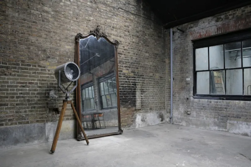 Exposed brick at Versatile Dalston warehouse , N183 (photo 10)