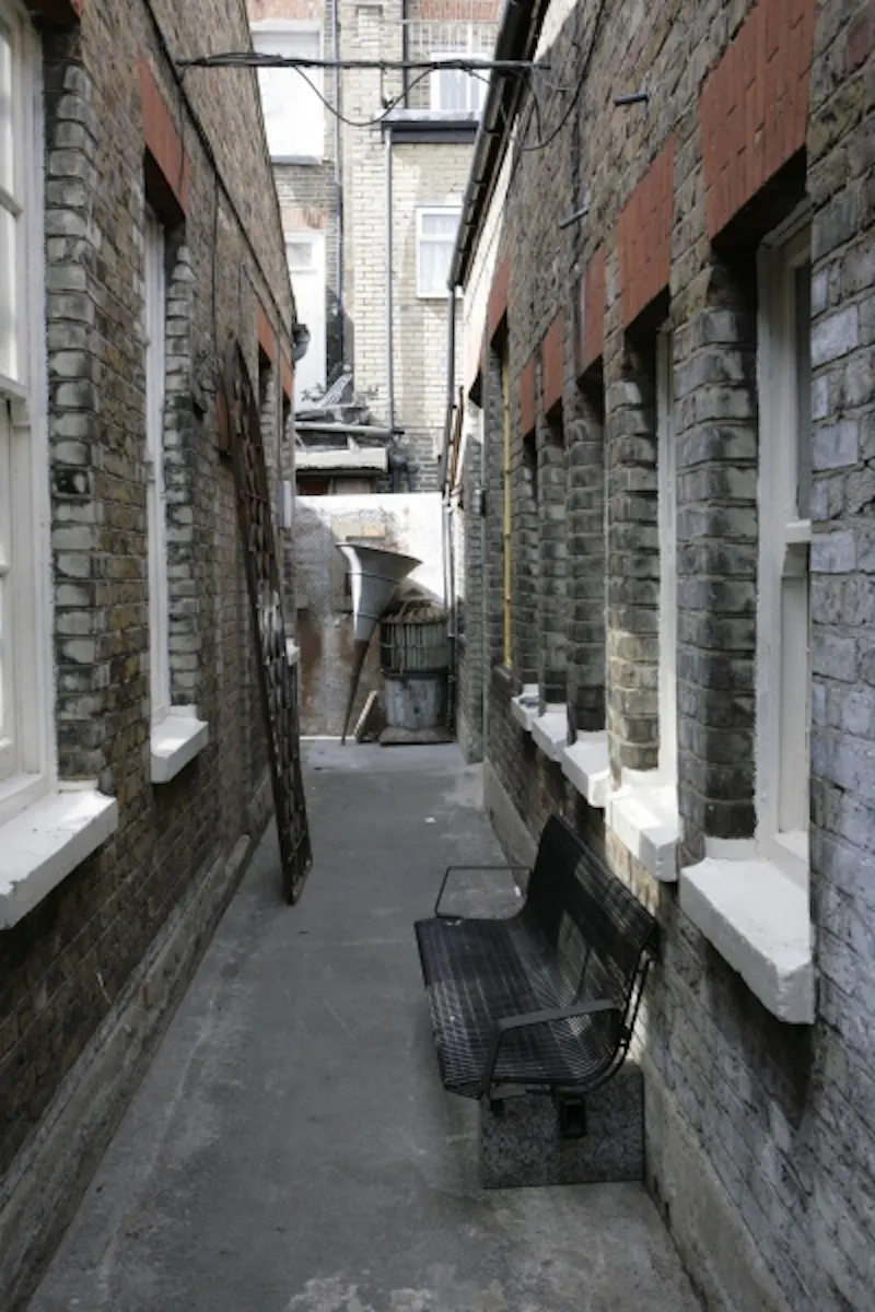 Versatile Dalston warehouse , N183 (photo 11)