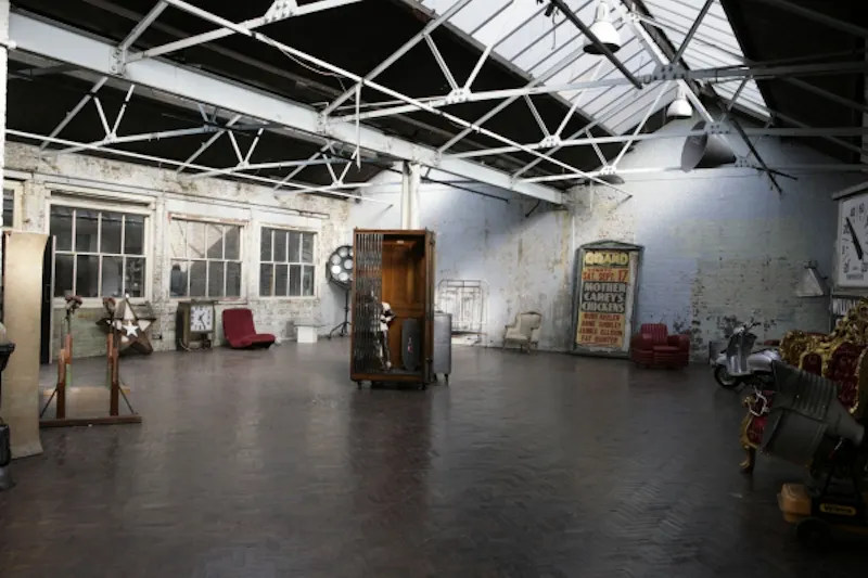 Beams at Versatile Dalston warehouse , N183 (photo 14)