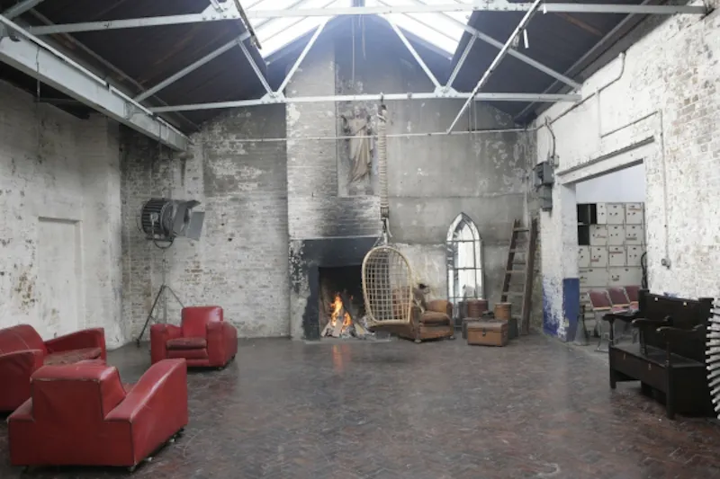 Versatile Dalston warehouse , N183 (photo 19)