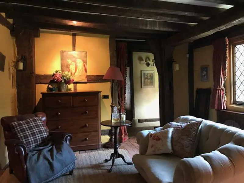 Quirky medieval country home, M270 (photo 10)
