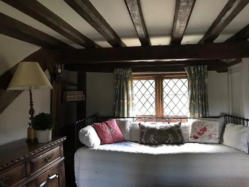 Quirky medieval country home, M270 (photo 28)
