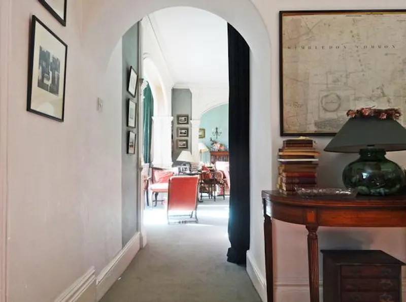 Gothic Wimbledon Lodge, B59 (photo 9)