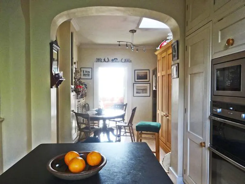 Gothic Wimbledon Lodge, B59 (photo 17)
