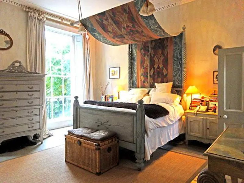 Bedroom at Distressed-luxury home in Angel, A405 (photo 23)