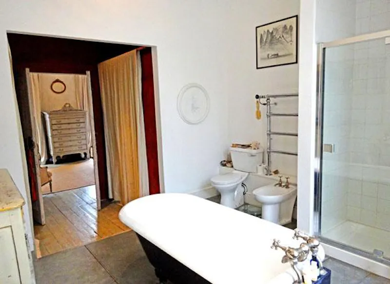Bathroom at Distressed-luxury home in Angel, A405 (photo 27)