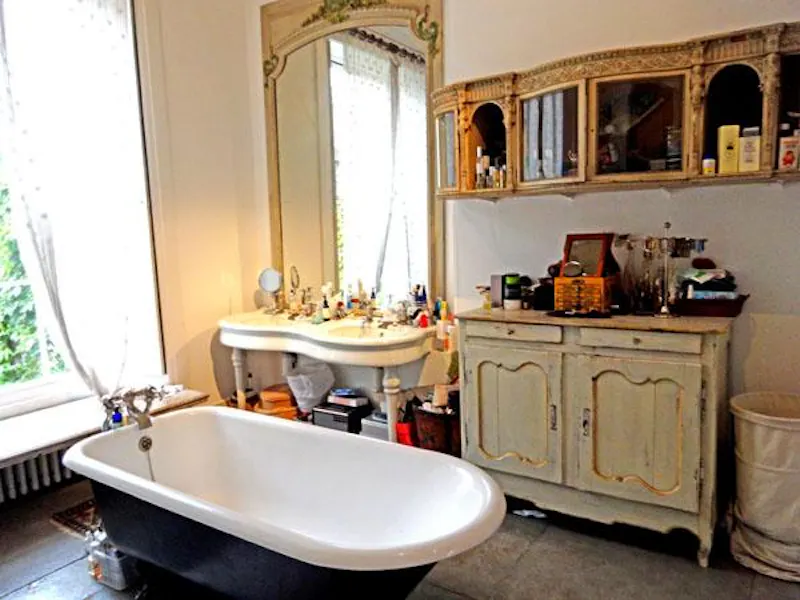 Bath - rolltop at Distressed-luxury home in Angel, A405 (photo 28)
