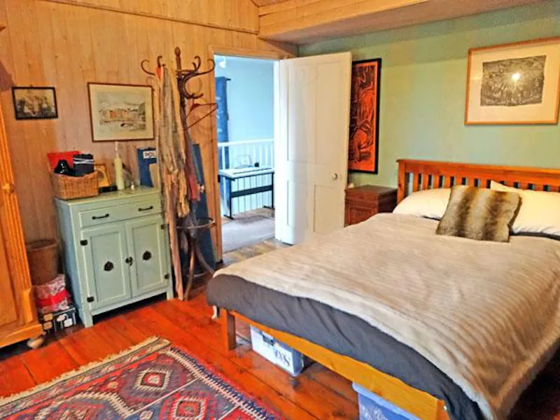 Distressed-luxury home in Angel, A405 (photo 43)
