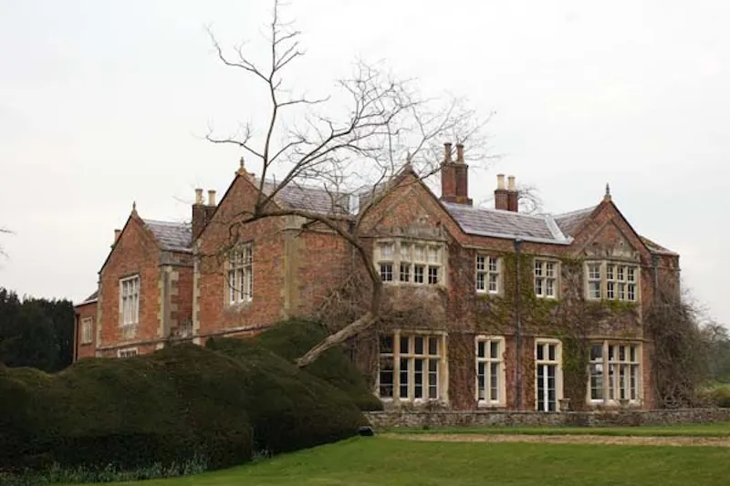 22-acre Berkshire mansion, A1170 (photo 32)