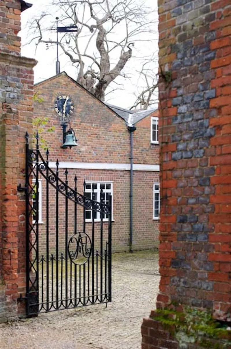 22-acre Berkshire mansion, A1170 (photo 38)