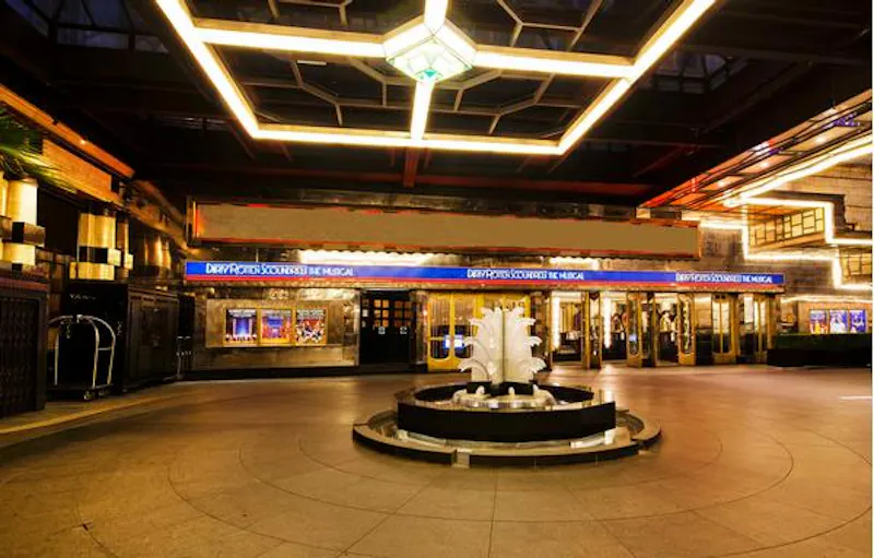 Art Deco theatre on the Strand, P574 (photo 33)