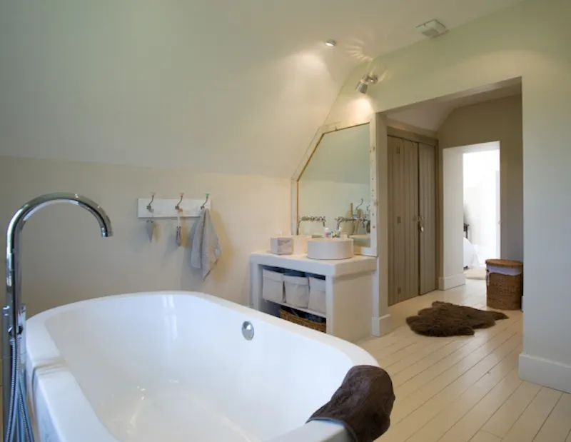 Modern Chipping Norton barn, C790 (photo 17)
