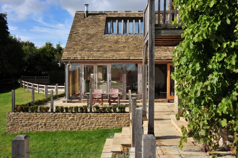 Modern Chipping Norton barn, C790 (photo 23)