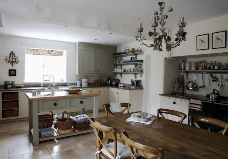 Kitchen at Picturesque Devon dolls house , A1212 (photo 10)