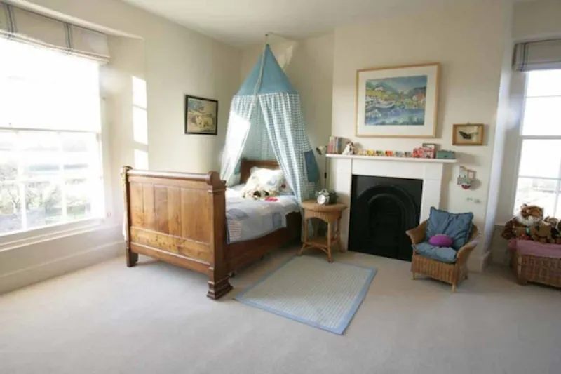 Bedroom - child's at Picturesque Devon dolls house , A1212 (photo 18)