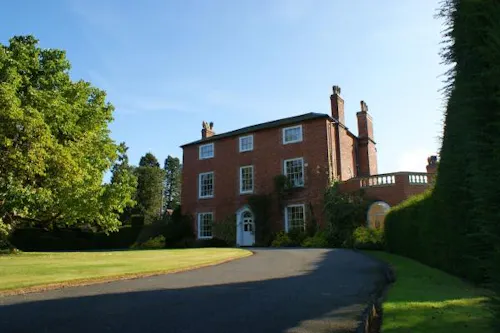 Georgian Malvern Hills house , A1214