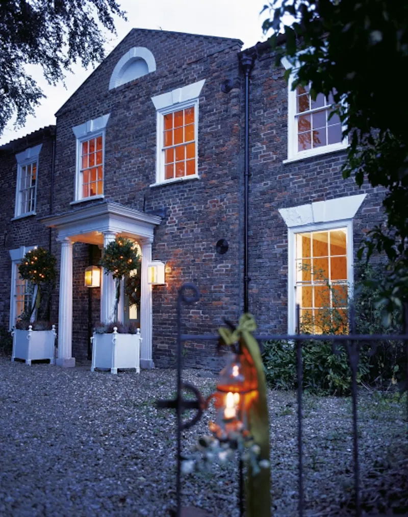 Georgian Lincolnshire villa, A1103 (photo 1)