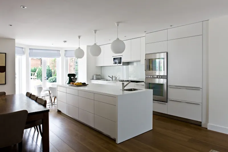 Kitchen at Ladbroke Grove townhouse, A1029 (photo 10)