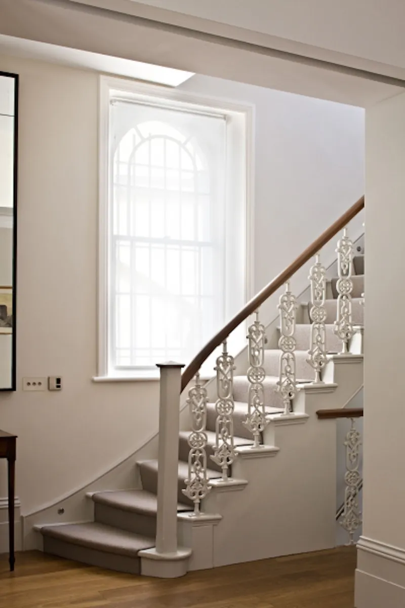Entrance hall at Ladbroke Grove townhouse, A1029 (photo 16)