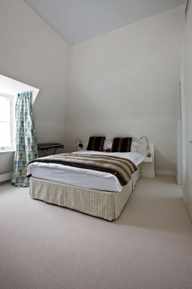 Bedroom at Ladbroke Grove townhouse, A1029 (photo 20)