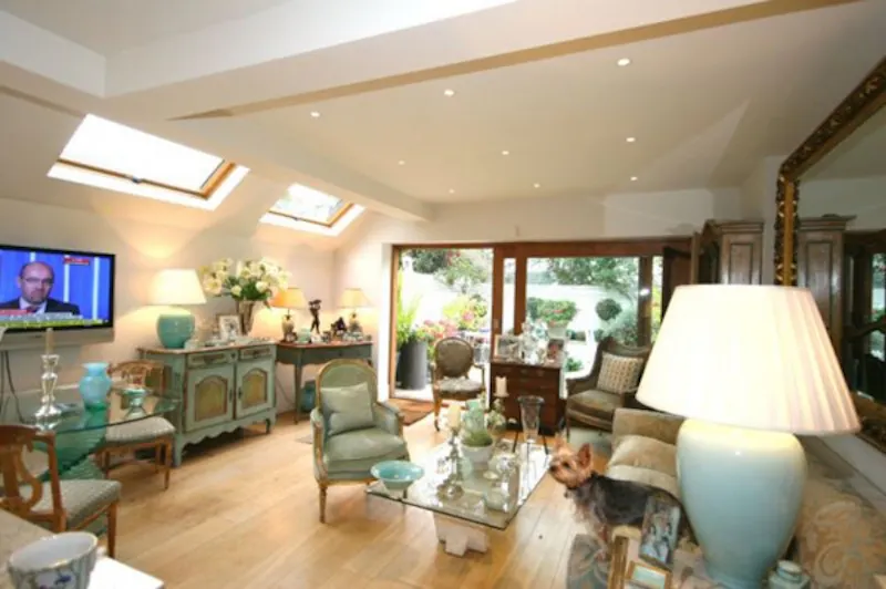 Pretty Parsons Green garden flat, F976 (photo 2)