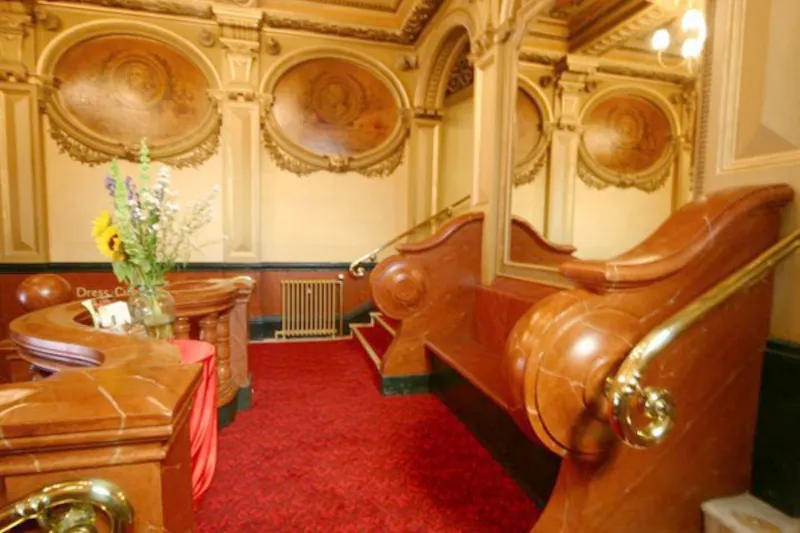 Working Hackney theatre, P494 (photo 5)