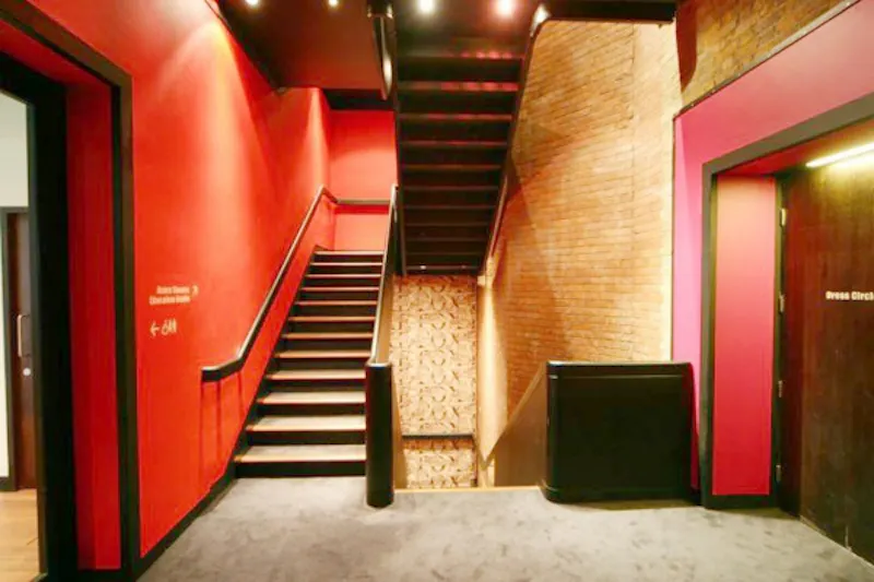 Working Hackney theatre, P494 (photo 12)