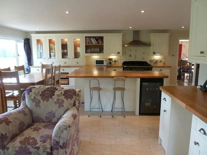 East Grinstead bungalow, C789 (photo 7)