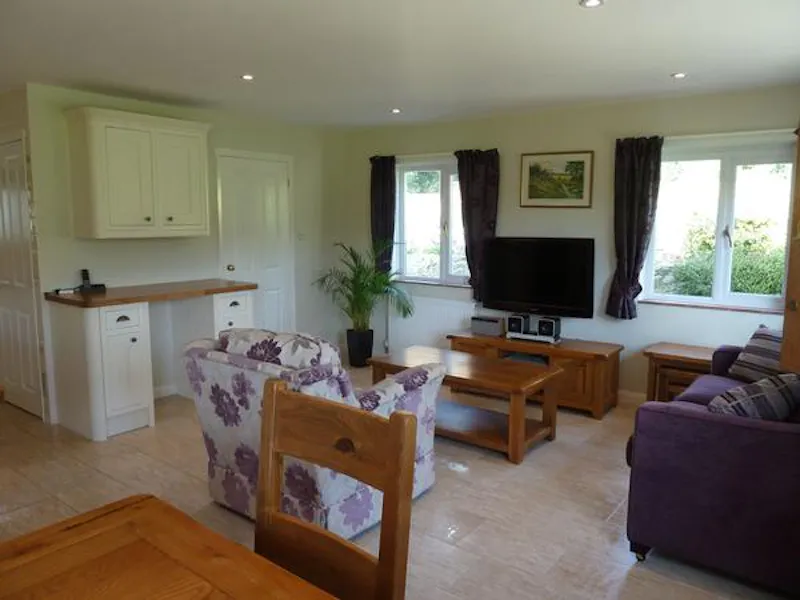 Living Room at East Grinstead bungalow, C789 (photo 11)